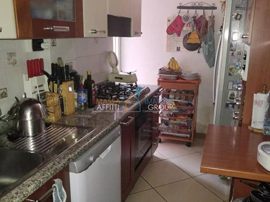 Immagine 4 di Pentalocale in vendita  in Via Europa 13 a Massa