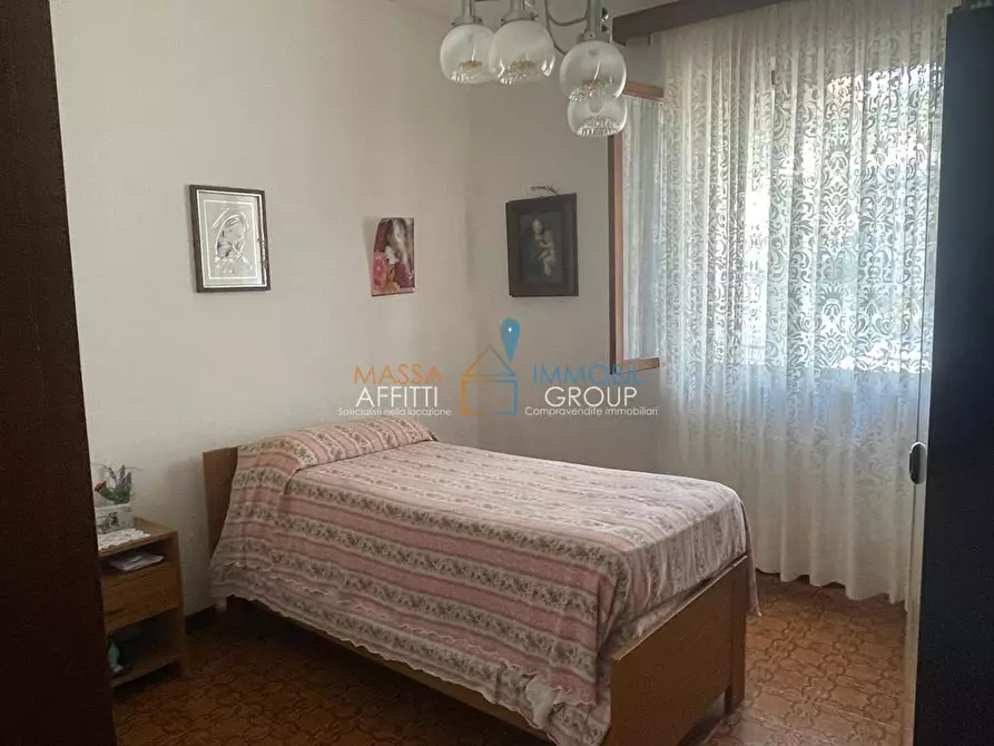 Immagine 19 di Villetta a schiera in affitto  in Via Benedetti P. R. 14 a Montignoso