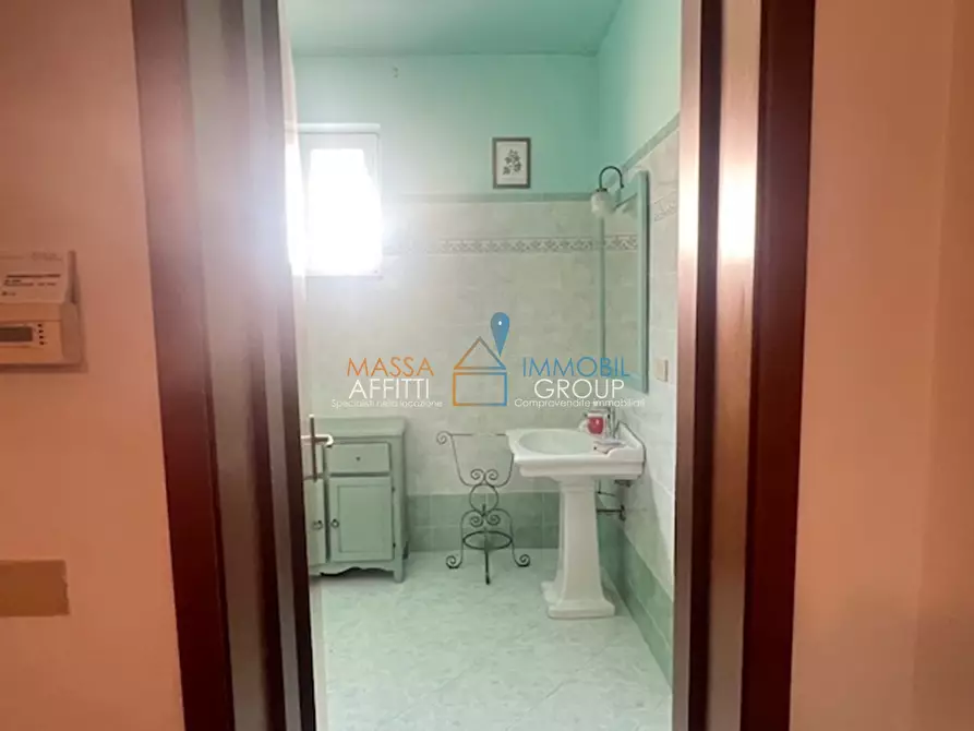 Immagine 21 di Porzione di casa in vendita  in Via Celia 1 a Massa