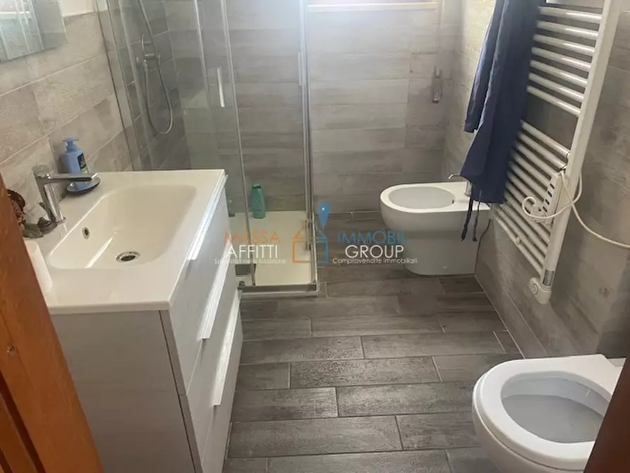 Immagine 18 di Pentalocale in vendita  in Viale Giacomo Puccini 26 a Massa