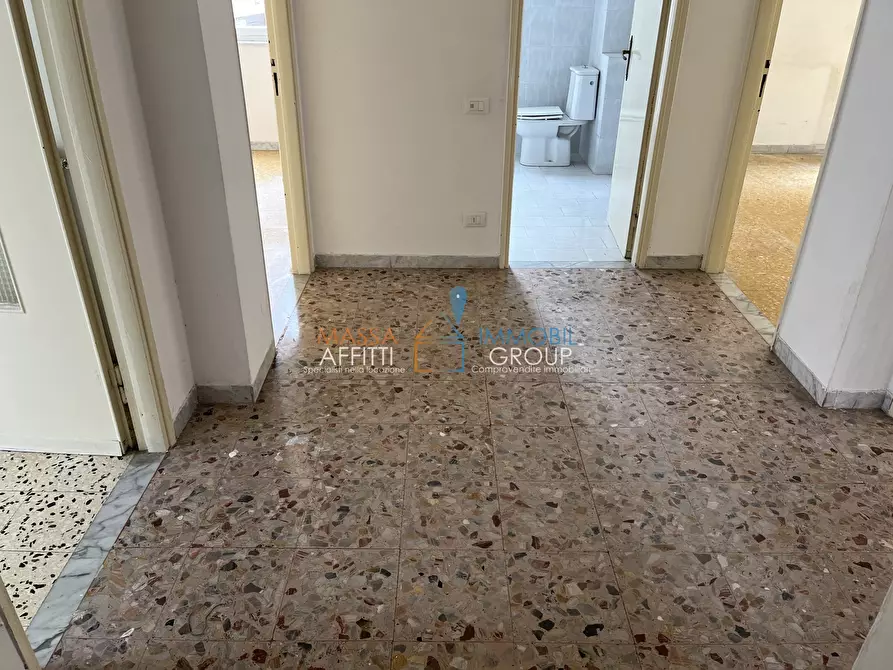 Immagine 14 di Quadrilocale in vendita  in Via Felice Cavallotti 8 a Carrara