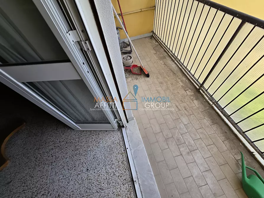 Immagine 12 di Quadrilocale in vendita  in Via Gioconda 13 a Massa