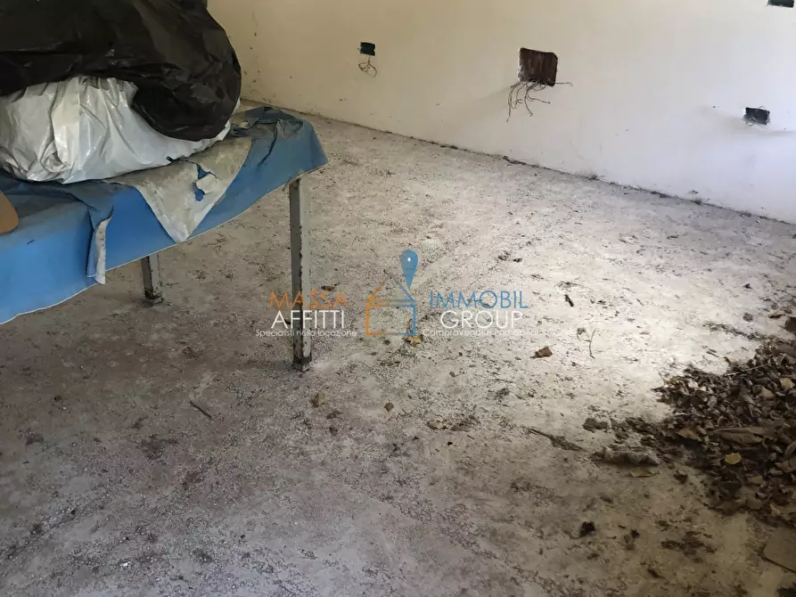 Immagine 14 di Villetta a schiera in vendita  in Via della Posta 43 a Massa