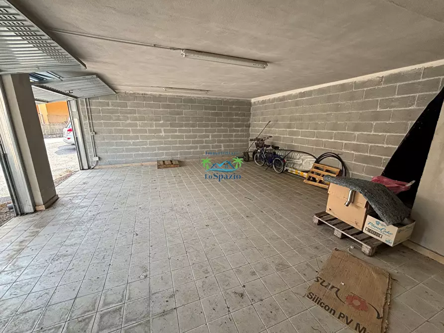 Immagine 4 di Garage in vendita  in Via Marchese Maglioni 3 a Andora