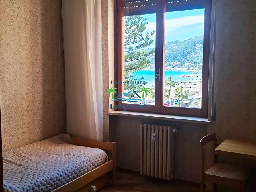 Immagine 14 di Trilocale in affitto  in via aurelia 118 a Andora