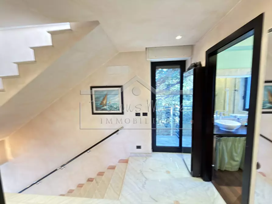 Immagine 48 di Villa in vendita  in Via Bricco del Poggio 32 a Savona