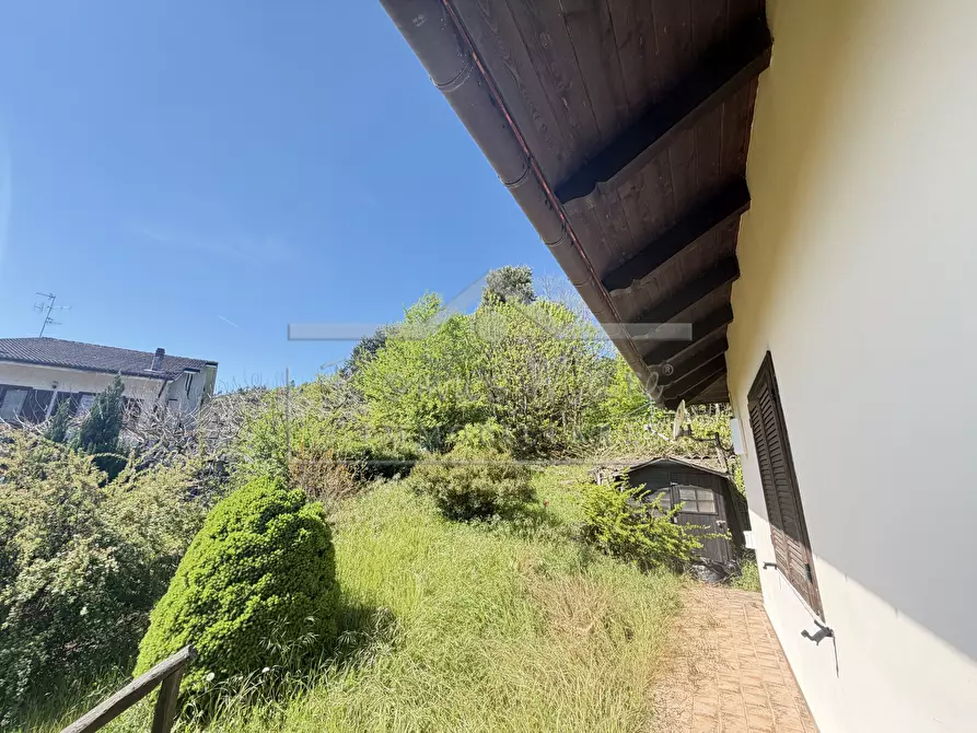 Immagine 35 di Villa in vendita  in Via Cav. Davide Vignolo 6 a Pontinvrea