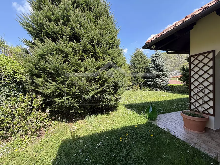 Immagine 29 di Villa in vendita  in Via Cav. Davide Vignolo 6 a Pontinvrea