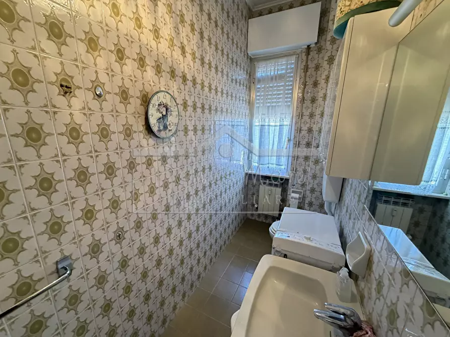 Immagine 15 di Pentalocale in vendita  a Savona