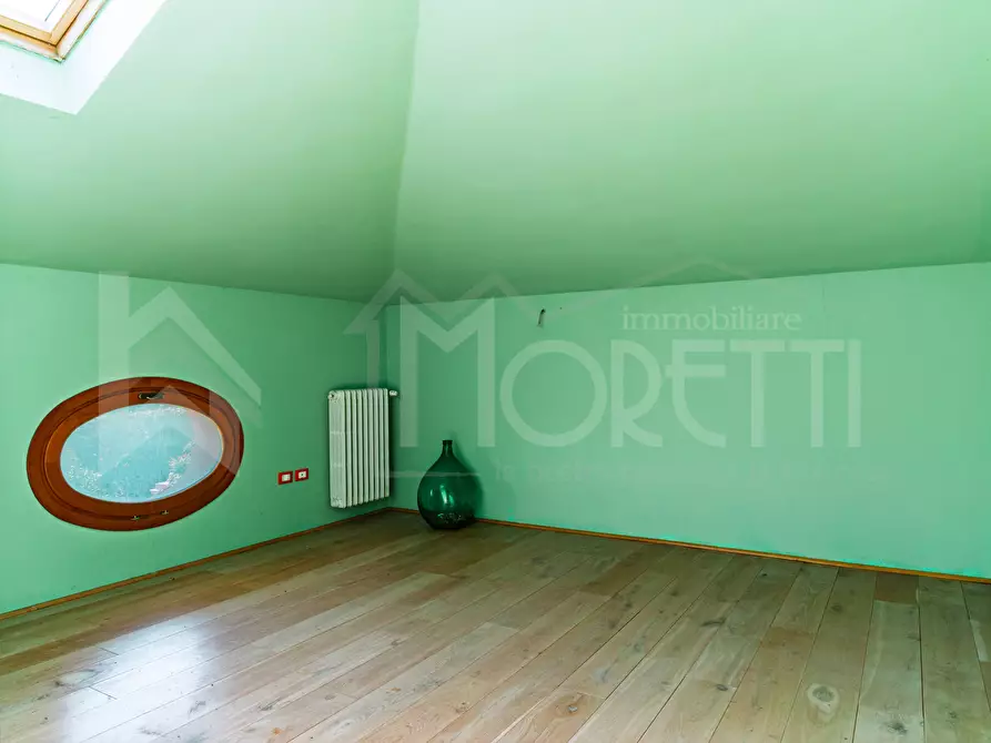 Immagine 71 di Villa in vendita  in Via Parrana San Martino a Collesalvetti