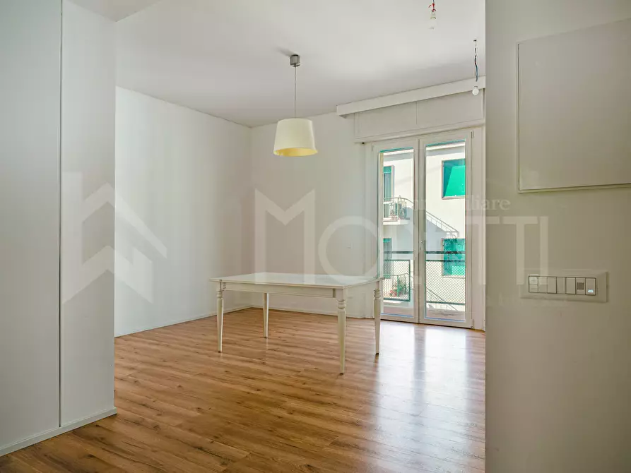 Immagine 20 di Pentalocale in vendita  in Via Costanzo Ebat a Livorno