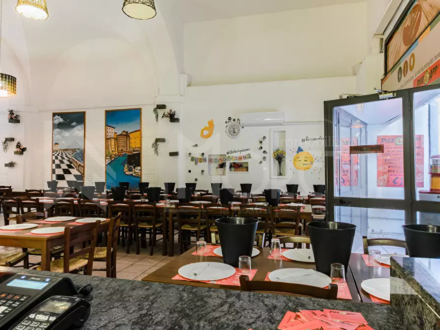 Immagine 2 di Locale commerciale in vendita  in Via Traversa a Livorno