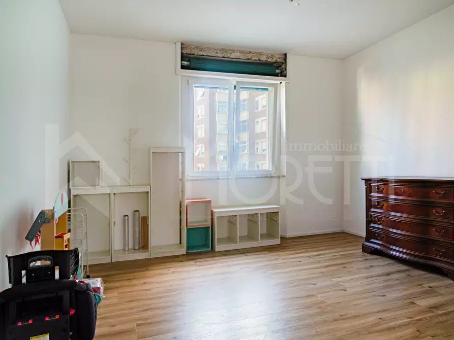 Immagine 35 di Pentalocale in vendita  in Via Costanzo Ebat a Livorno