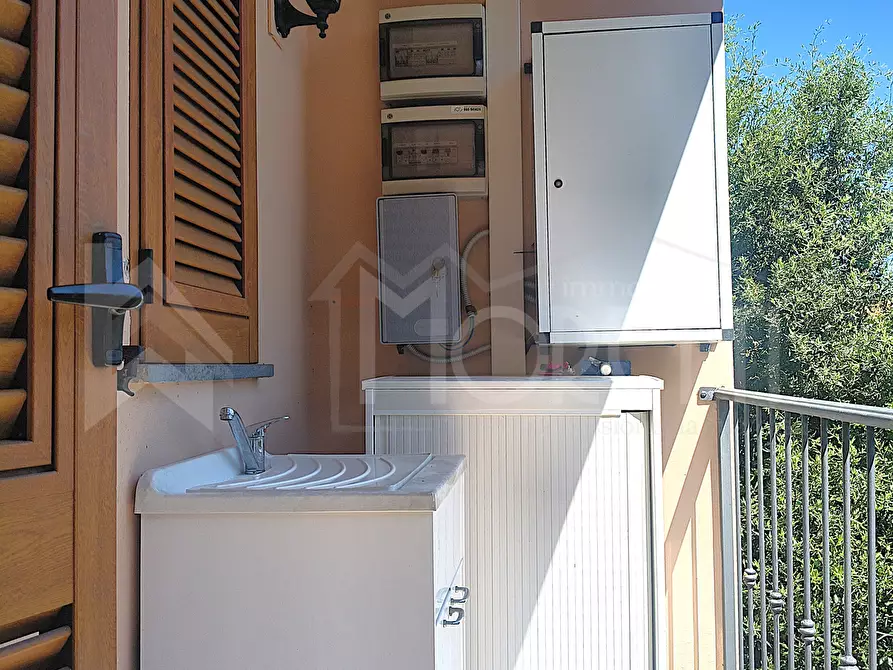 Immagine 8 di Villetta a schiera in vendita  in Via del Pino a Livorno