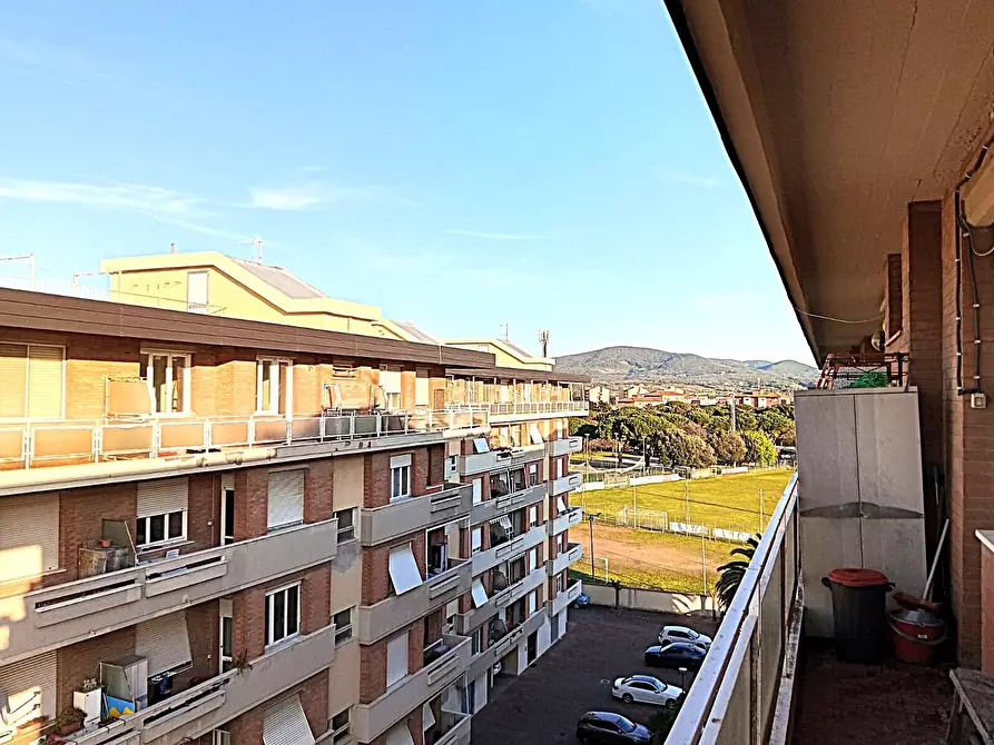 Immagine 3 di Trilocale in vendita  in Via Giampaolo Menichetti a Livorno