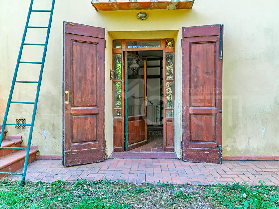 Immagine 86 di Villa in vendita  in Via Parrana San Martino a Collesalvetti