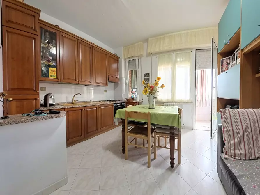 Immagine 7 di Trilocale in vendita  in Via Giampaolo Menichetti a Livorno