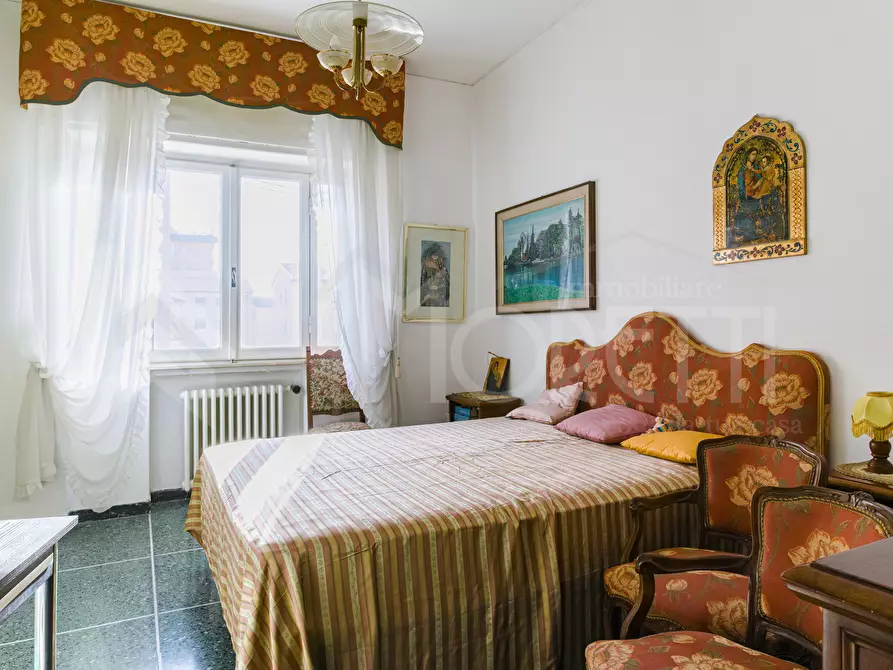 Immagine 27 di Pentalocale in vendita  in Viale Fabbricotti a Livorno