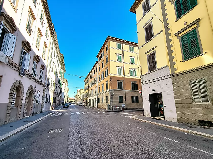 Immagine 9 di Bilocale in vendita  in Via Micali a Livorno