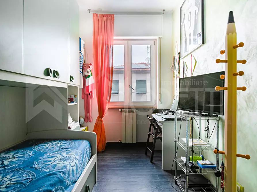 Immagine 67 di Pentalocale in vendita  in Via dell'Alloro a Livorno