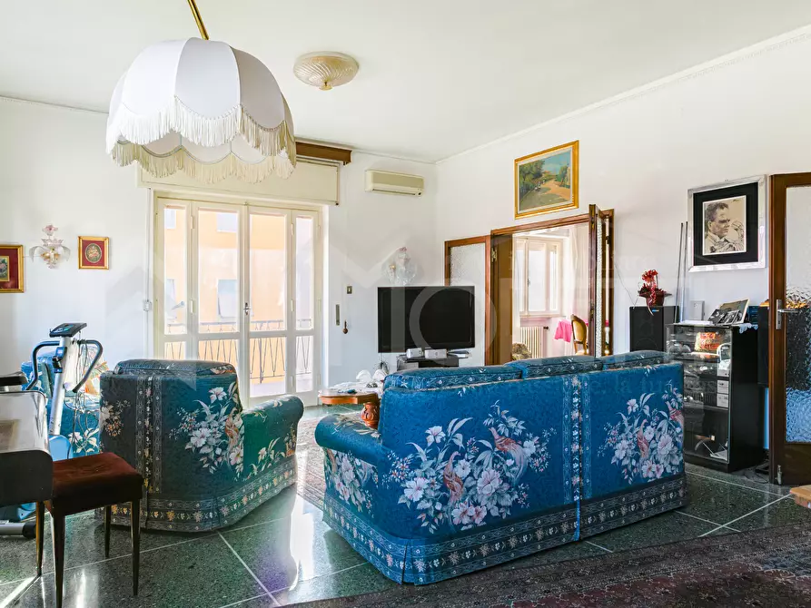 Immagine 5 di Pentalocale in vendita  in Viale Fabbricotti a Livorno