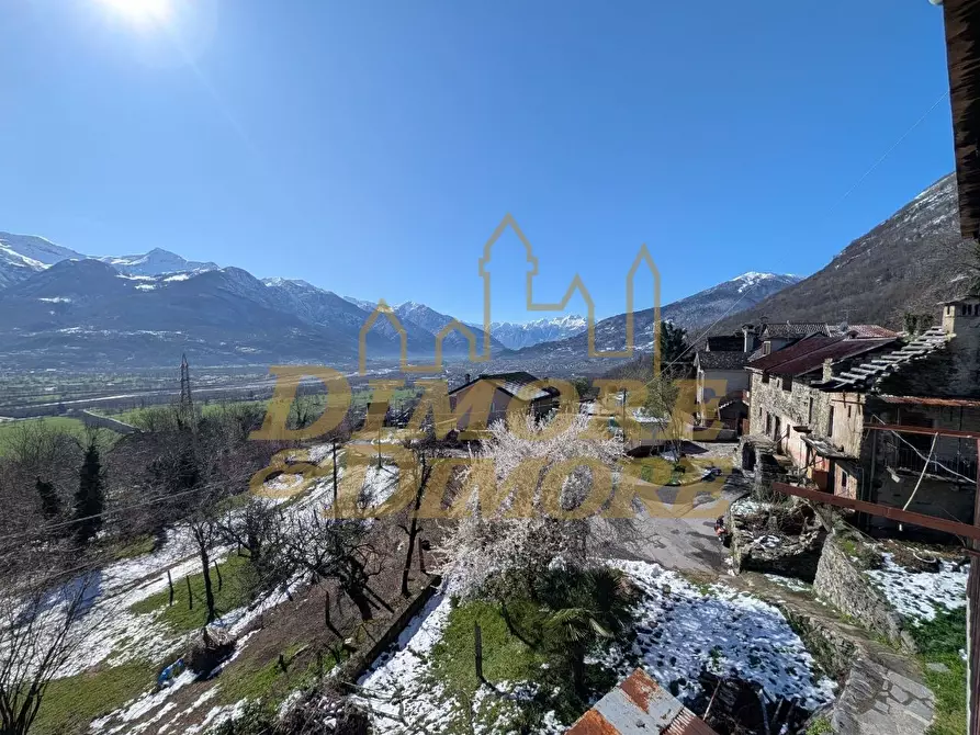 Immagine 2 di Quadrilocale in vendita  a Crevoladossola