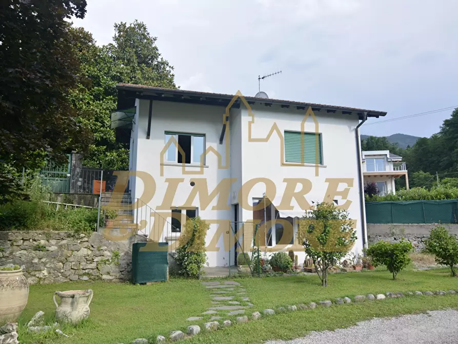 Immagine 51 di Villa in vendita  in Via Portovaltravaglia 39 a Brezzo Di Bedero