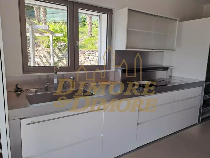 Immagine 15 di Villa in vendita  a Cannobio