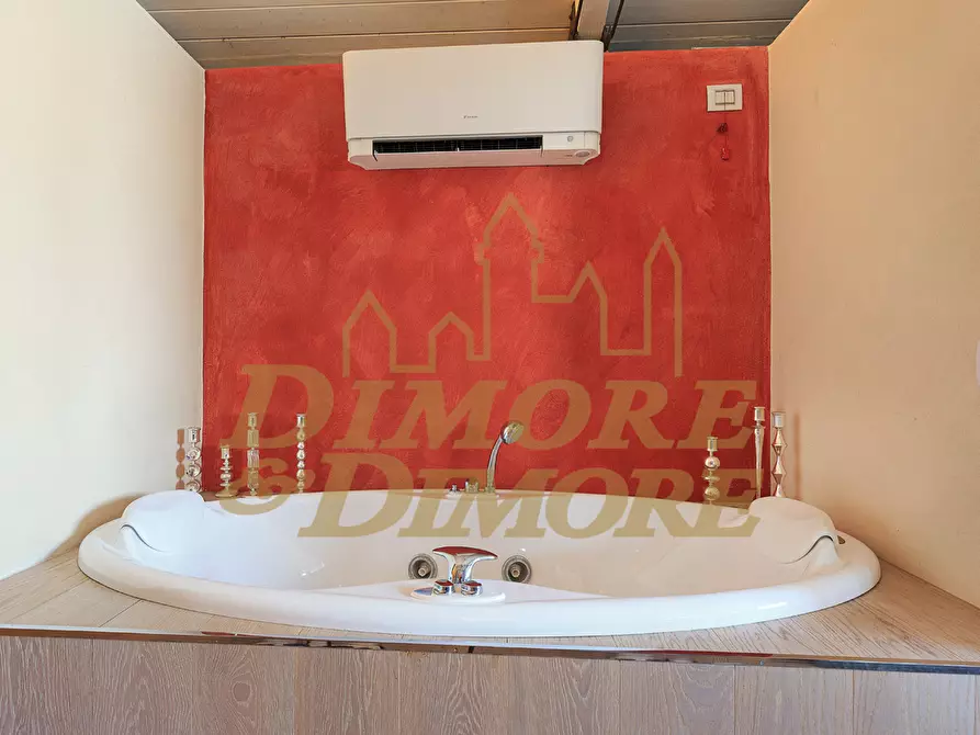 Immagine 30 di Villa in affitto  in SS33 del Sempione 14 a Arona