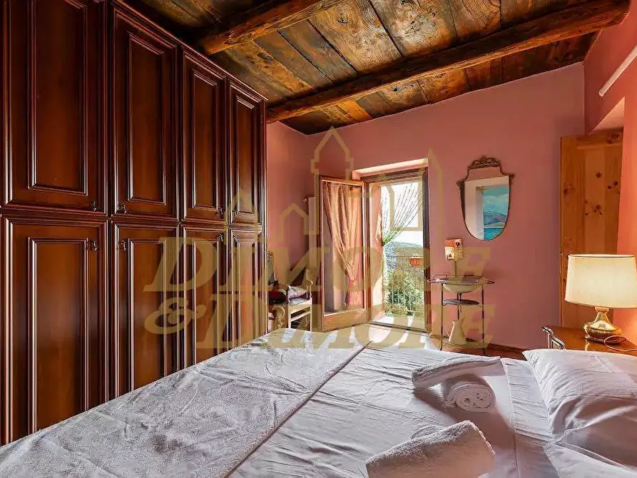 Immagine 41 di Bilocale in vendita  in Piazza Milano 8A a Colazza