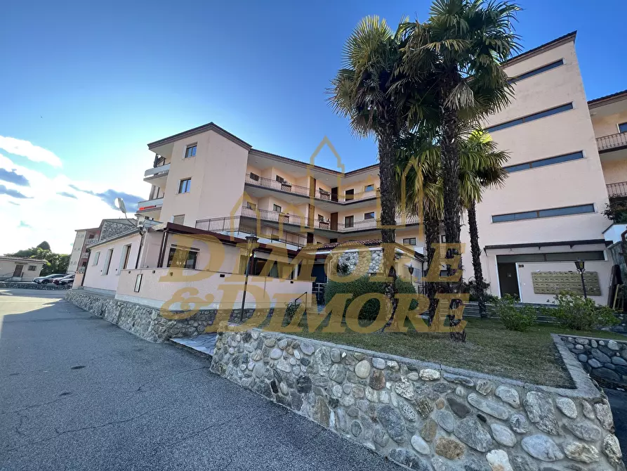 Immagine 21 di Bar / Ristorante in vendita  in Via dei Fiori 39 a Brezzo Di Bedero