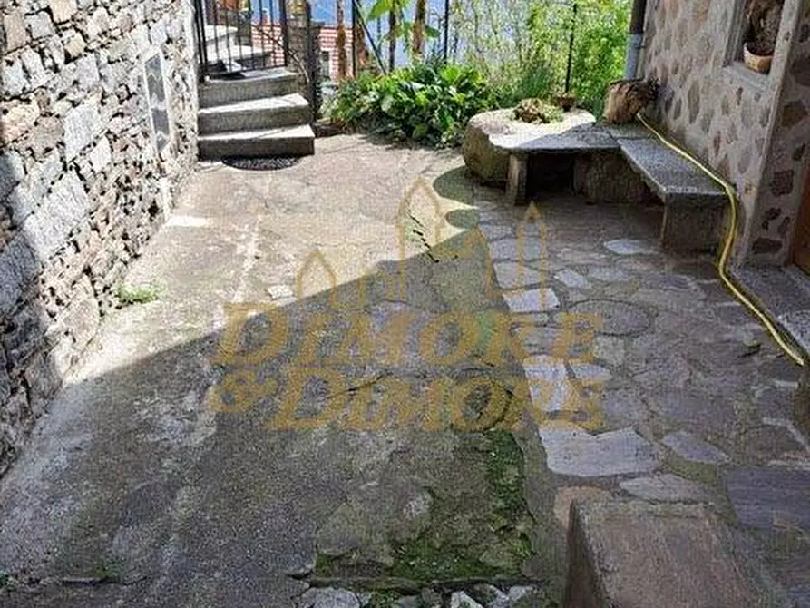 Immagine 48 di Porzione di casa in vendita  a Cannobio