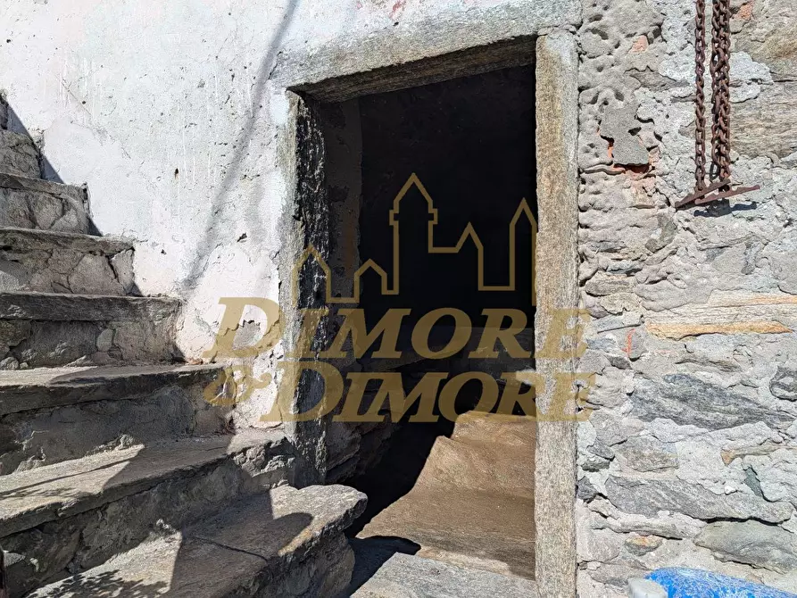 Immagine 17 di Quadrilocale in vendita  a Crevoladossola