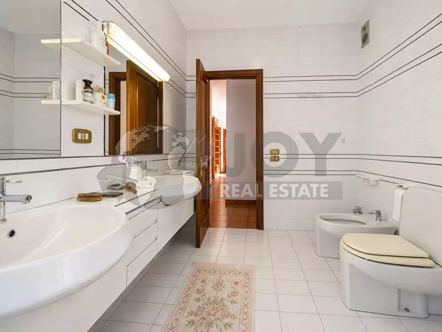 Immagine 24 di Villa in vendita  in Via Torino 7 a San Pietro In Lama