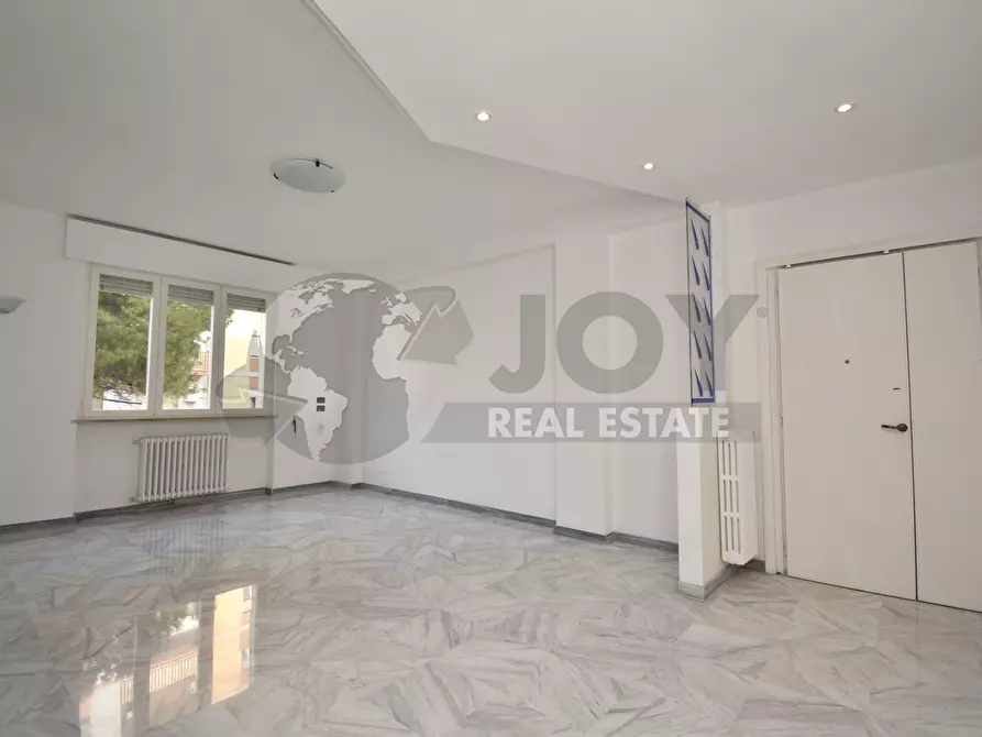 Immagine 41 di Appartamento in vendita  in Viale Aldo Moro 95 a Brindisi