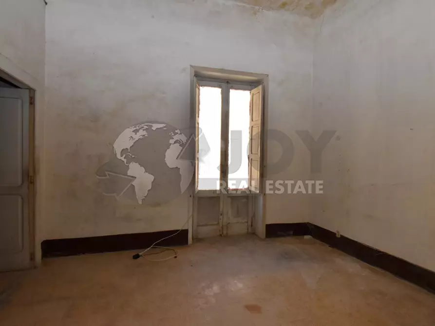 Immagine 19 di Palazzo in vendita  in Via Gorizia 35 a Lecce