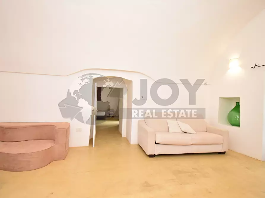 Immagine 7 di Villa in vendita  in Via Carlo Donat Cattin 63 a Specchia