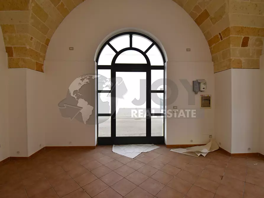 Immagine 6 di Locale commerciale in affitto  in Via Piave 3 a Copertino