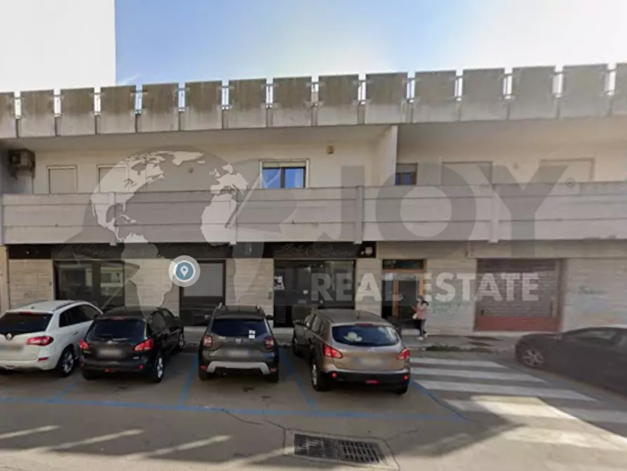 Immagine 2 di Locale commerciale in vendita  in Via G. D'Annunzio 47 a Lecce