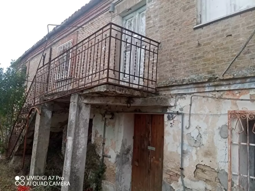 Immagine 6 di Rustico / casale in vendita  in VIA VECCHIA SCORCIOSA a Fossacesia