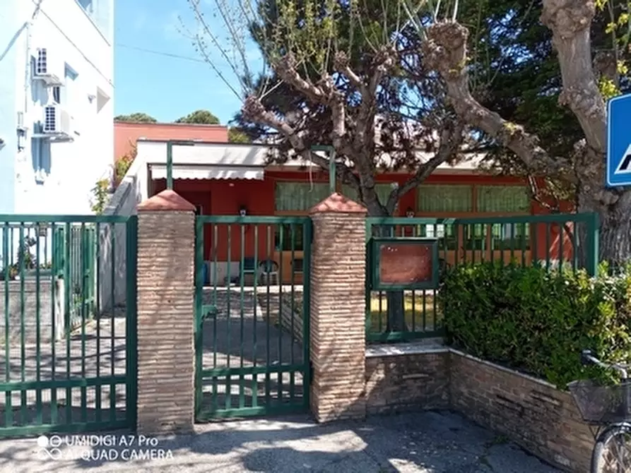 Immagine 15 di Locale commerciale in affitto  in CONRìTRADA VILLA MARTELLI a Lanciano