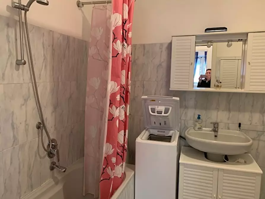 Immagine 12 di Appartamento in affitto  in Via San Vincenzo Ferrerii a Alassio