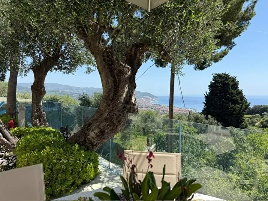 Immagine 14 di Casa indipendente in vendita  a Diano Marina