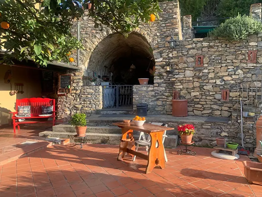 Immagine 24 di Villa in vendita  in Via Adelasia a Alassio