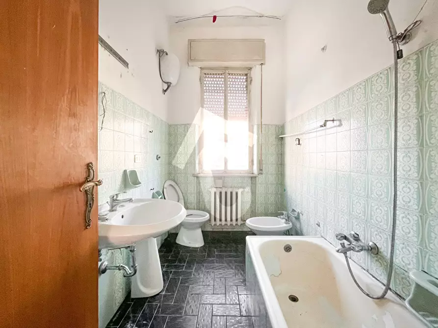 Immagine 17 di Appartamento in vendita  a Jesi