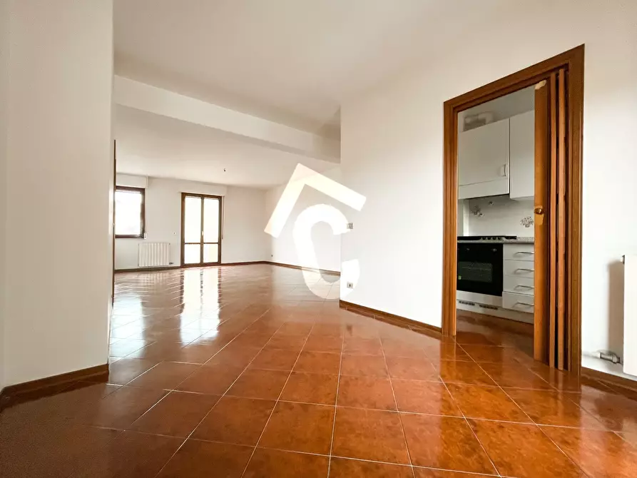 Immagine 5 di Trilocale in vendita  a Jesi