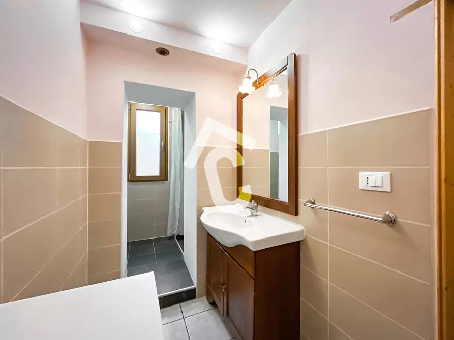 Immagine 10 di Appartamento in vendita  a Jesi