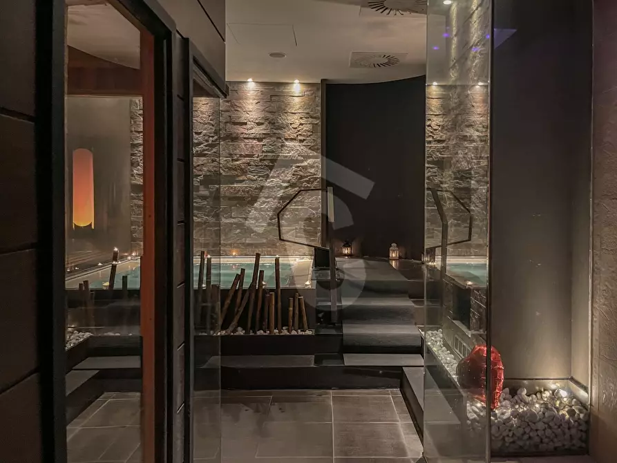 Immagine 8 di Attività commerciale in vendita  a Castelplanio