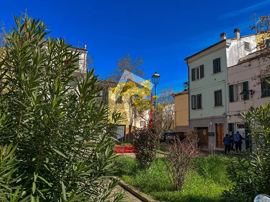 Immagine 23 di Casa bifamiliare in vendita  a Jesi