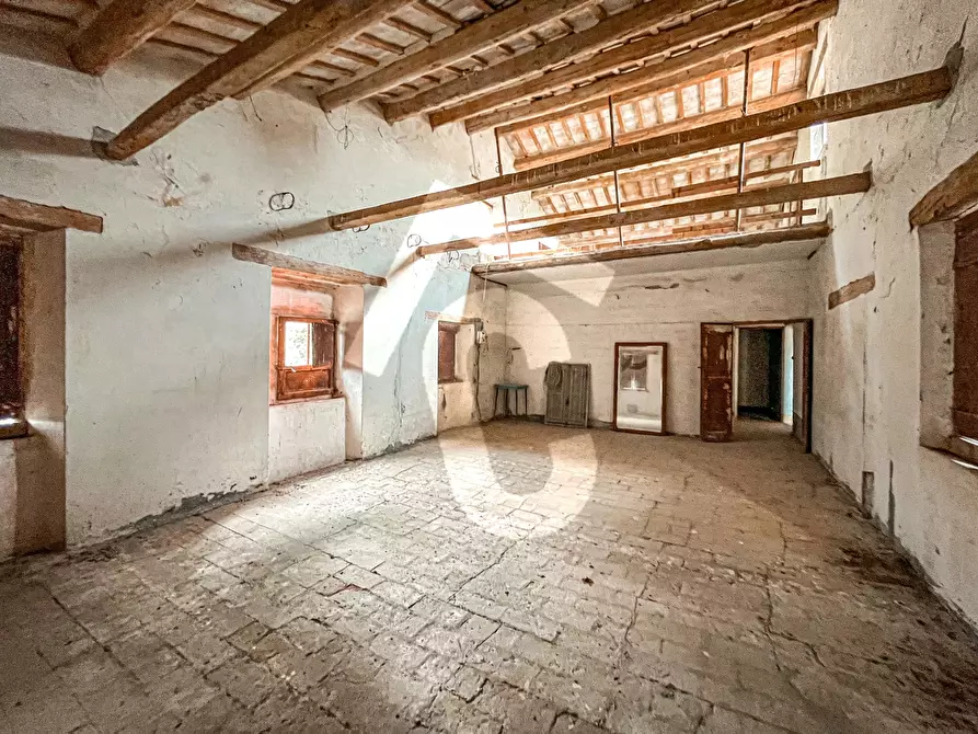 Immagine 41 di Rustico / casale in vendita  a Jesi
